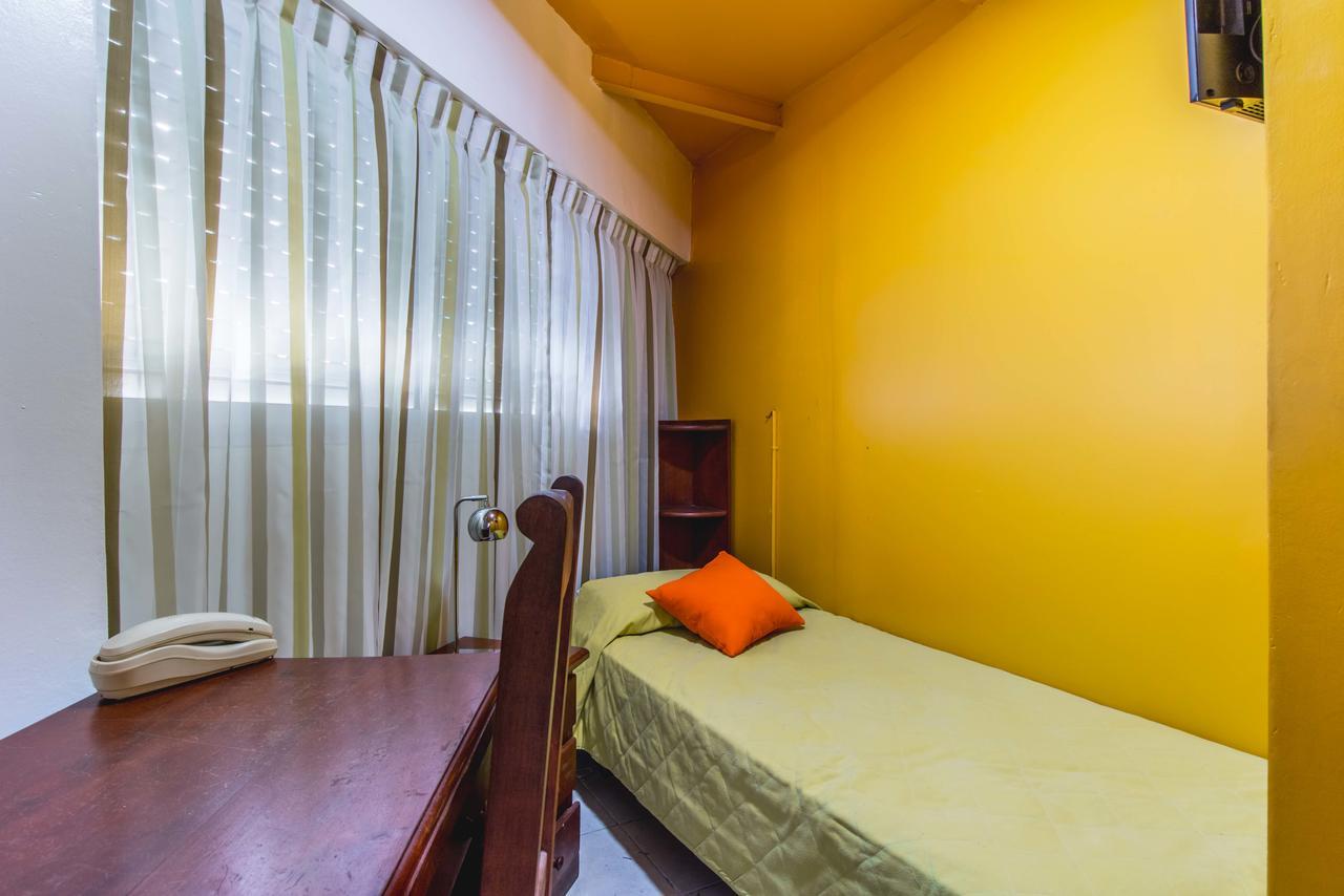 בואנוס איירס Master Hostel מראה חיצוני תמונה